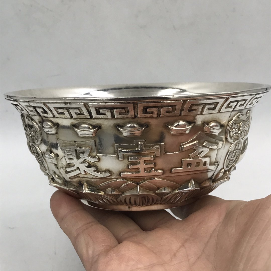 Antique Miscellaneous Collection Antique Daming Xuande Annual Collection Lucky Treasure Treasure Gown Furniture Home Bronze Furniture