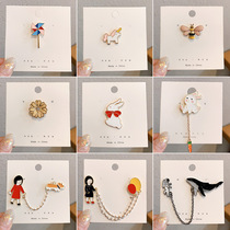 Cute cartoon brooch simple pin schoolbag pendant metal drop oil badge alloy creative badge accessories
