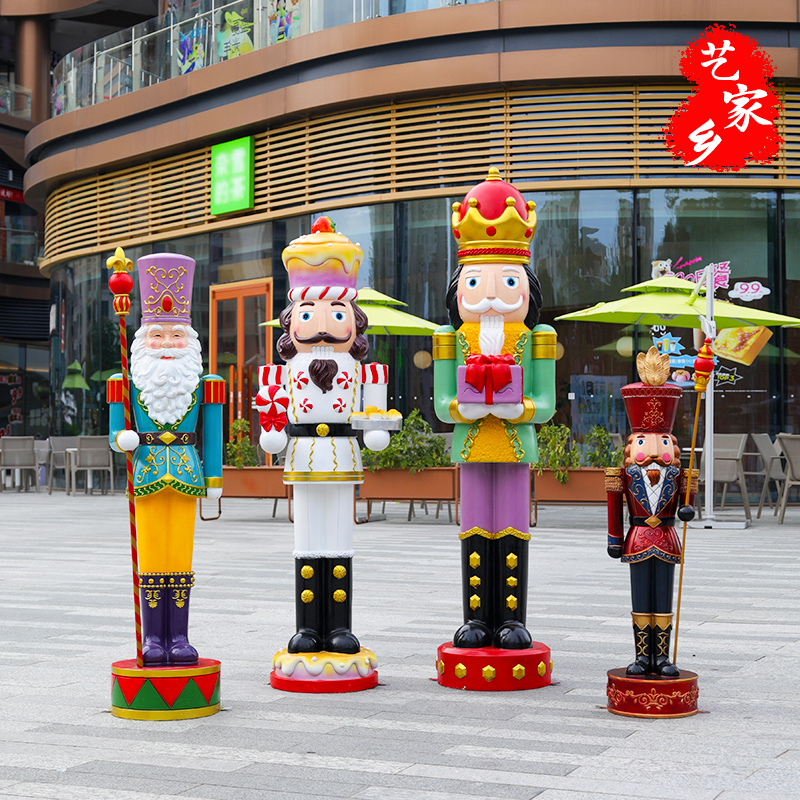 Nutcracker Figurines for Mall and Hotel Scene Decoration, Store Entrance Welcome Soldier Models, Christmas Decorative Sculptures Nutcracker Figurines for Mall and Hotel Scene Decoration, Store Entrance Welcome Soldier Models, Christmas Decorative Sculptures