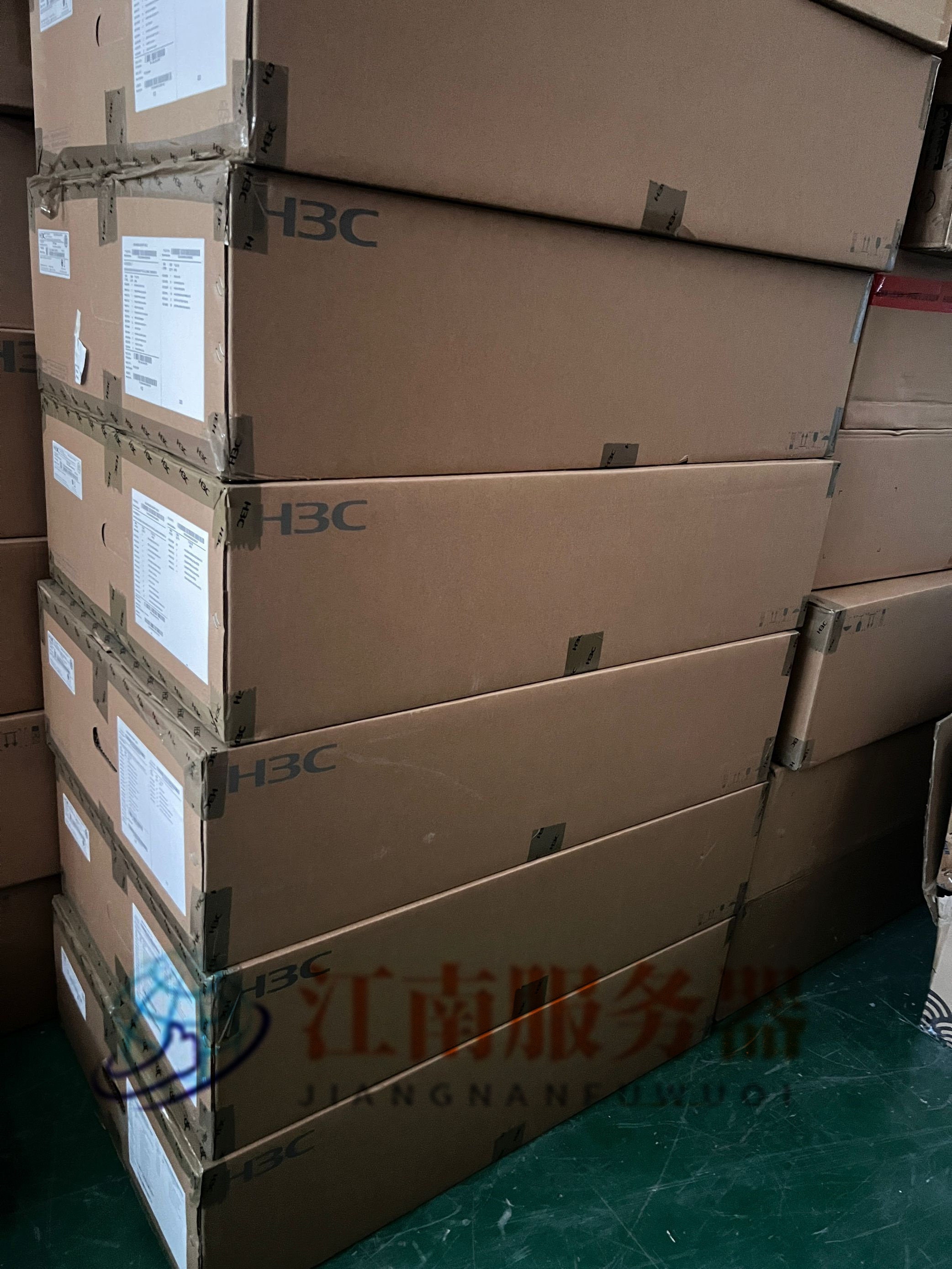 腾讯GPU服务器：普通打工人也能玩转的高性能神器，狠狠搞钱！