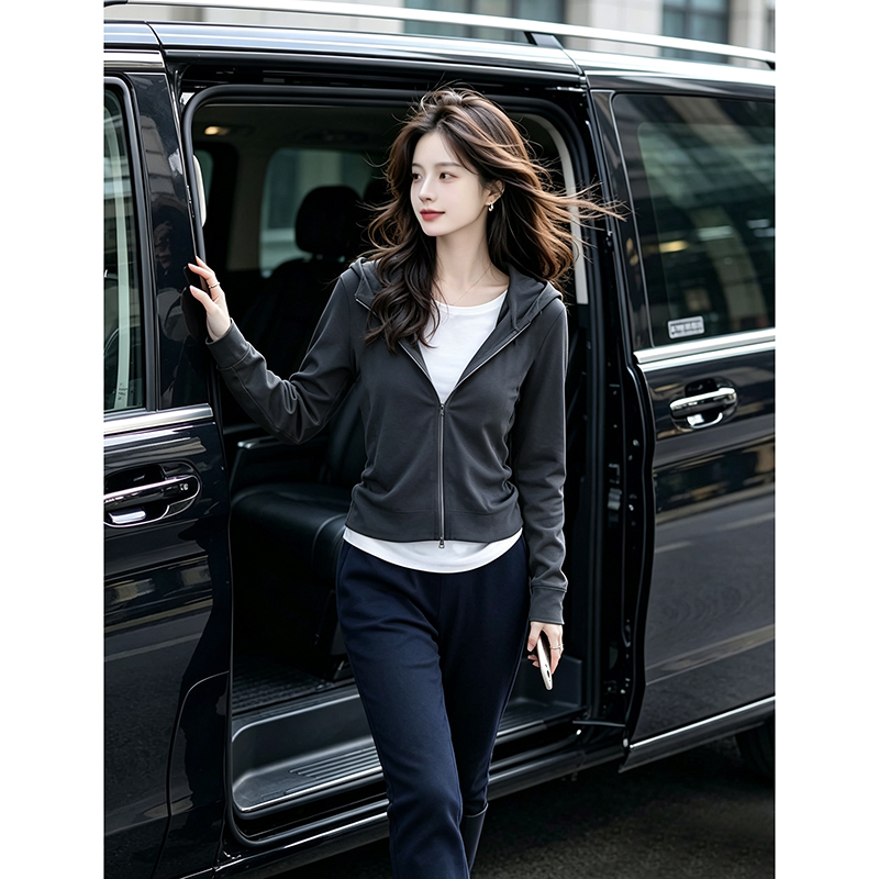 Commuter Casual Style Hooded Long-Sleeve Base T-Shirt for Women, 2026 Spring and Autumn New Korean Design Fake Two-Piece Top