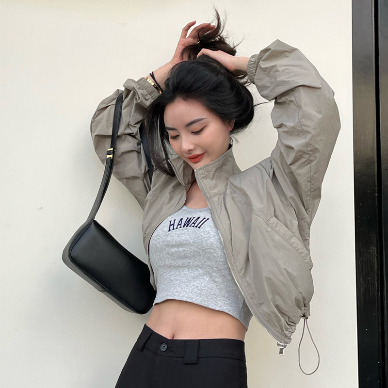 Lightweight Short Sun Protection Clothing for Petite Women, 2026 Summer New European Style Stand-Up Collar Outdoor Sun Protection Thin Jacket