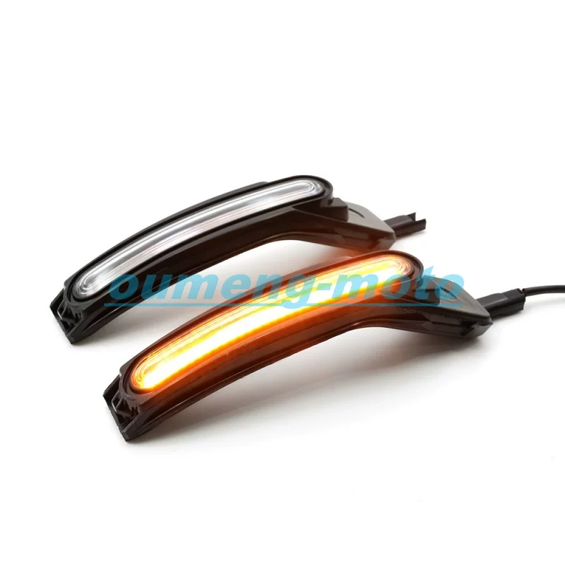 Suitable for BMW BMW motorcycle R1300GS Waterbird ADV front turn signal turning indicator light direction hand guard light