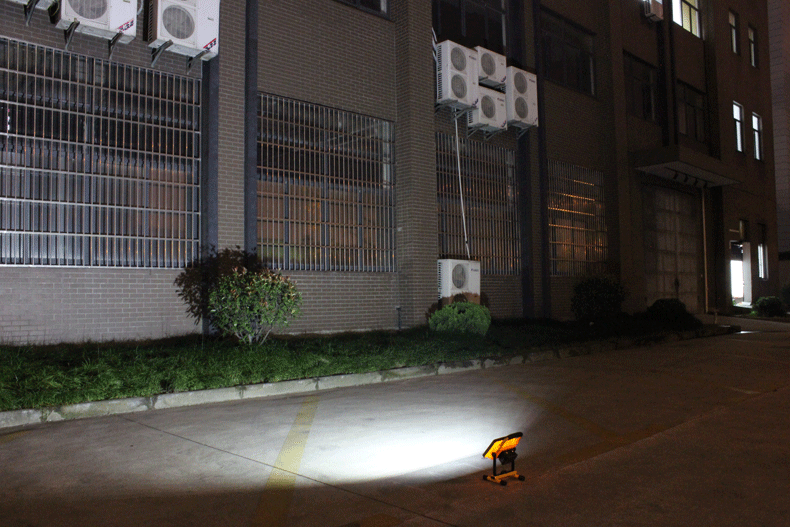 Chiếu sáng ngoài trời LED sạc lũ ánh sáng di động khẩn cấp di động searchlight nhà hoang dã cắm trại lều ánh sáng đèn pin nitecore