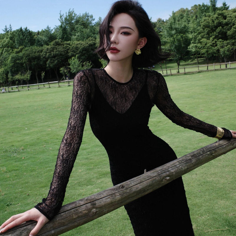 Sexy Black Lace Dress Two-Piece Set for Women, French Style, High-End, Mature and Elegant, Long-Sleeved, Hollow-Out, Slim-Fitting Long Dress