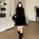 [Черный короткий стиль] (Высококачественная версия) [Цельное платье/Осенняя женская одежда/стиль прихожей/стиль miu miu/юбка с слегка толстой талией/высокое чувство богатой дочери/конец осени и начало зимы/темперамент/стройность/стиль рыбалки для свидания/холодный стиль уникальный и уникальный]