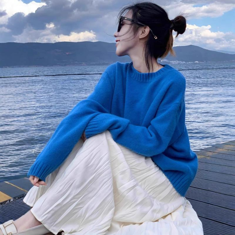 Klein Blue Pullover Round Neck Sweater for Women, Autumn and Winter 2026 New Style, Lazy Style Loose Knit Top with a Relaxed Feel