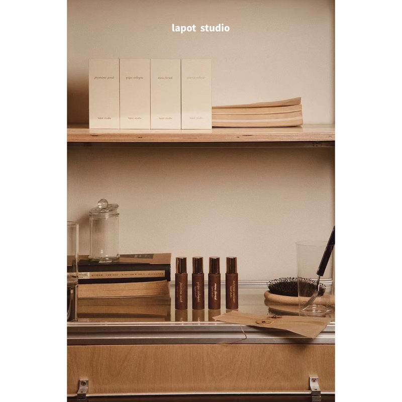 [New Specifications] Lapot Studio Travel Size 10ml | Includes Leather Case, Four Fragrance Options to Choose from