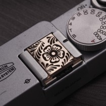 (Flower) Brass Metal Hot Shoe Cover Sony Canon Nikon Fuji Mirrorless SLR Hot Shoe Protective Cover