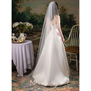 Super elegant and simple single layer long trailing light veil