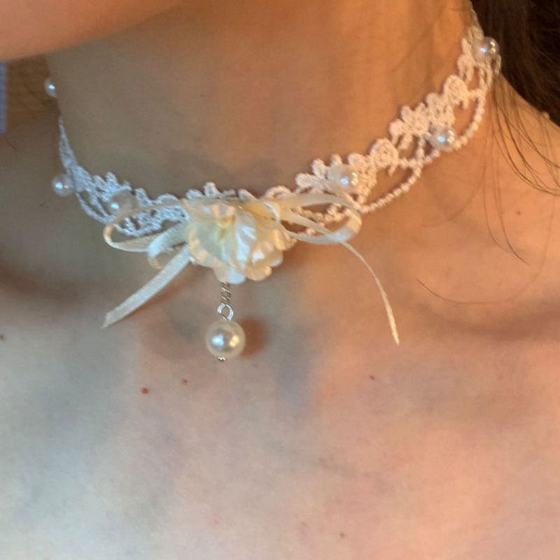 White Lace Choker Necklace for Women, Niche Pure Desire Style, Versatile Neckband, 2026 New Model