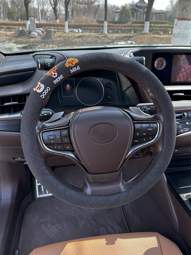 Cotton and Linen Steering Wheel Cover 2024 New Embroidered Fabric Non-Slip Sweat-Absorbent Ultra-Thin All-Season Unisex Car Steering Wheel Cover