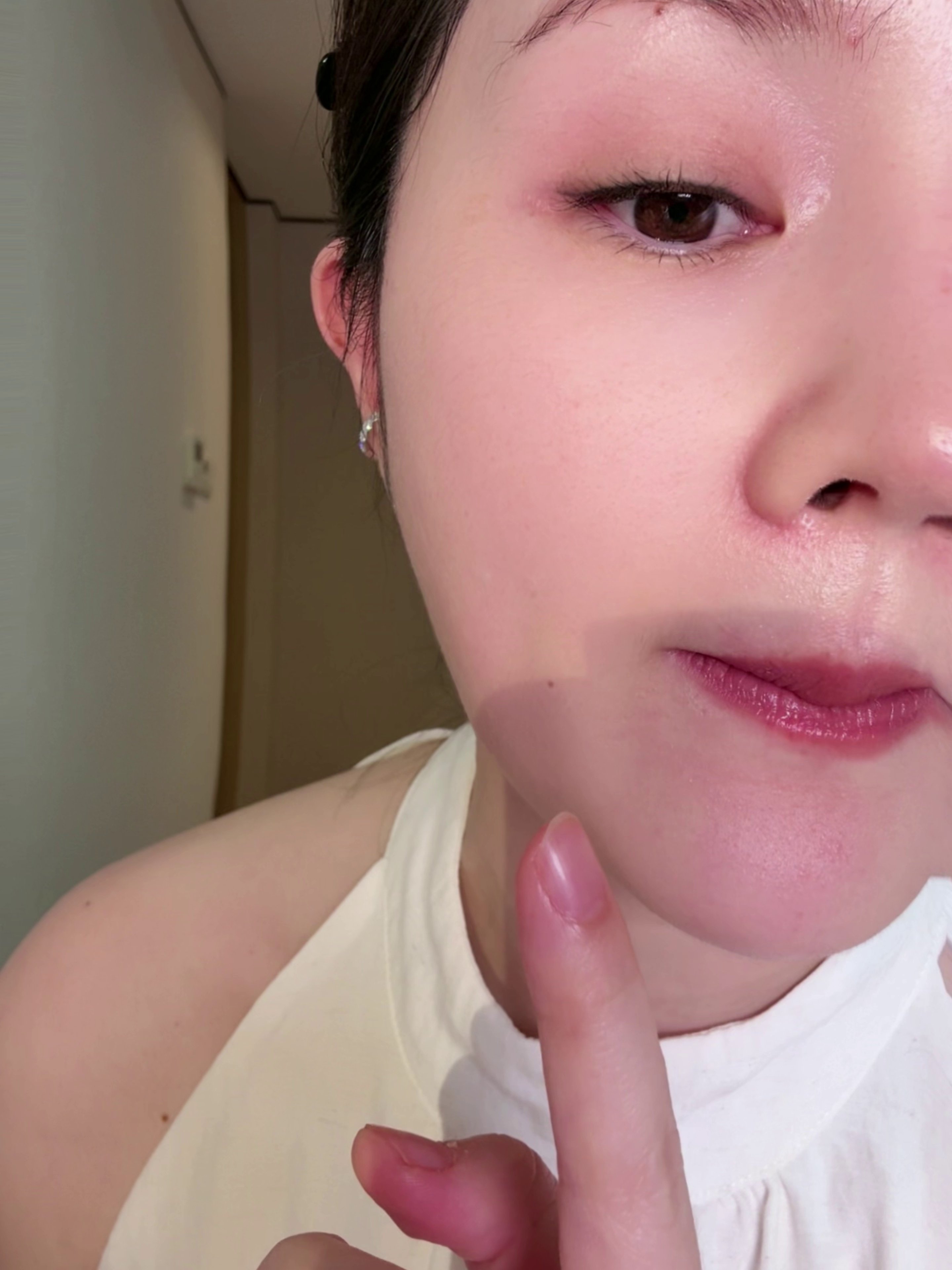 妮可妹子。快点啦: r/BeautyGuruChatter, image size:2880x3840