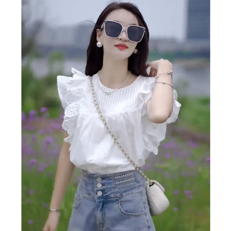 2026 Summer New Style Round Neck Pleated Chic Sleeveless Design Shirt for Women French Slim Fit Waist-Defining Slimming Blouse