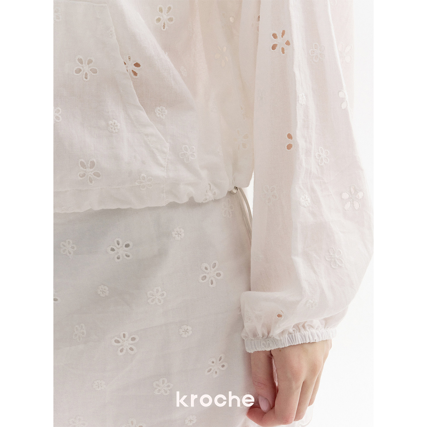 KROCHE レース 刺繍 透かし編み フード付き ジャケット KZQ4001
