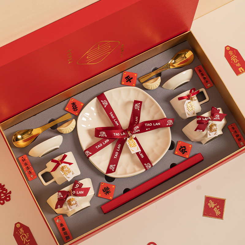 Wedding Gifts for Newlyweds, Tableware and Chopsticks Set, Housewarming, Dowry, Practical Engagement Gifts for the Bride and Best Friends Wedding Gifts for Newlyweds, Tableware and Chopsticks Set, Housewarming, Dowry, Practical Engagement Gifts for the Bride and Best Friends