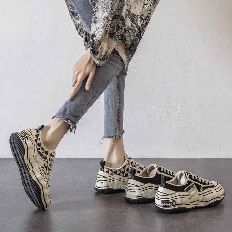 Mary Danny wears a careless machine⭐️heightening 5cm European station board shoes women's thick bottom 100 lap sails shoes