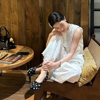 Jwstylish retro black and white polka dot split toe shoes