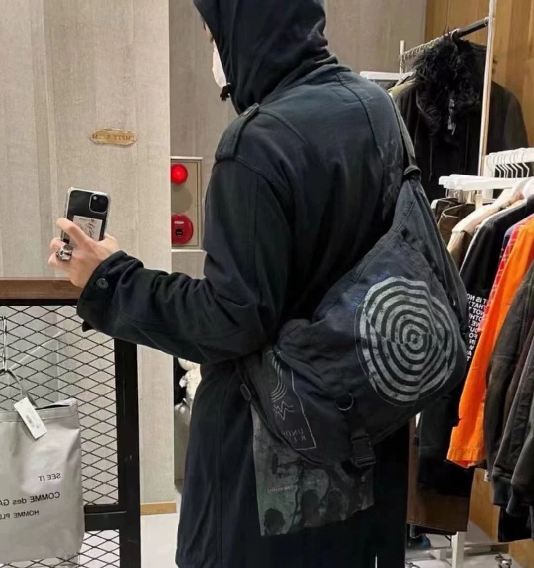 «Ready Stock» Undercover 06ss Swirl Tote Bag Wandering Bag Matching Artifact