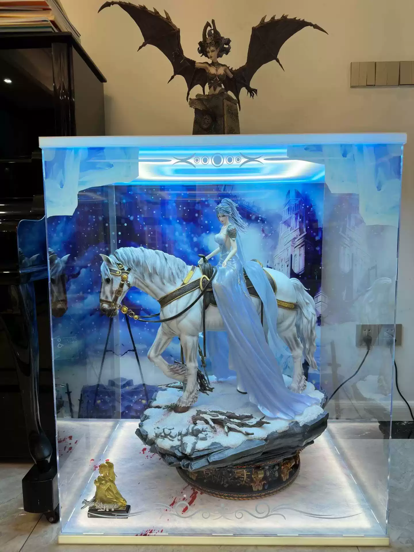 动漫坊】光年工作室玄机科技X WLOP 海琴烟凯旋鬼刀雕像展示盒