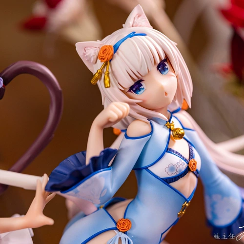 Фигурка, акриловое ципао