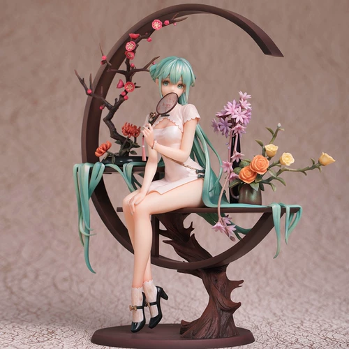 Хацунская аниме два -мерцальная красавица -девочка Мику Мику плавание кроличье кроличье кролика