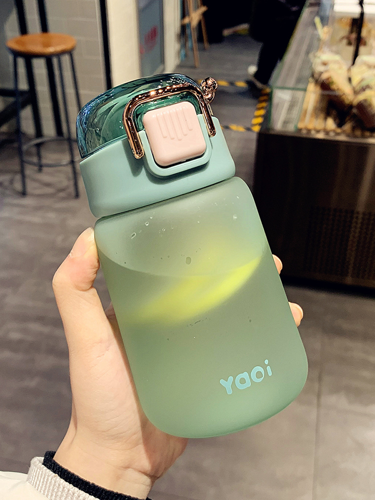 Summer cute water cup female plastic net red student portable accompanying cup Holding baby bag oblique cross frosted ins wind accompanying cup