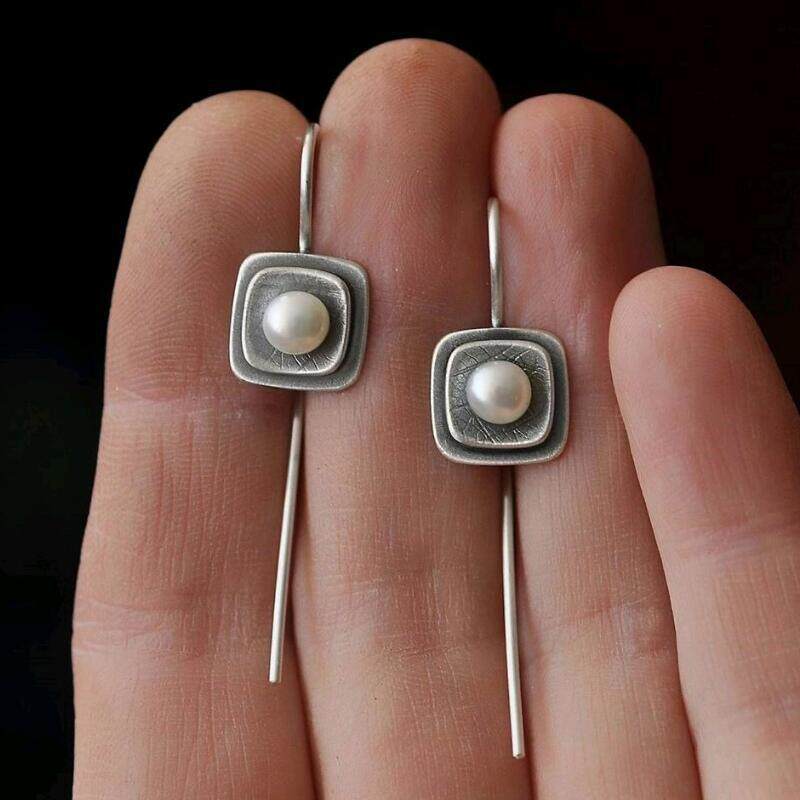 Vintage Geometric Square Distressed Pearl Earrings Minimalist Edgy Elegant Jewelry for Women