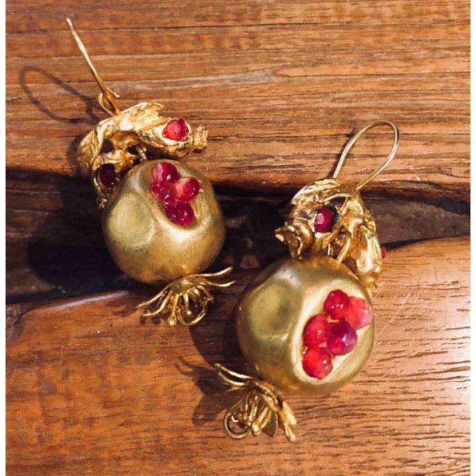Vintage New Pomegranate Seed Gold Earrings