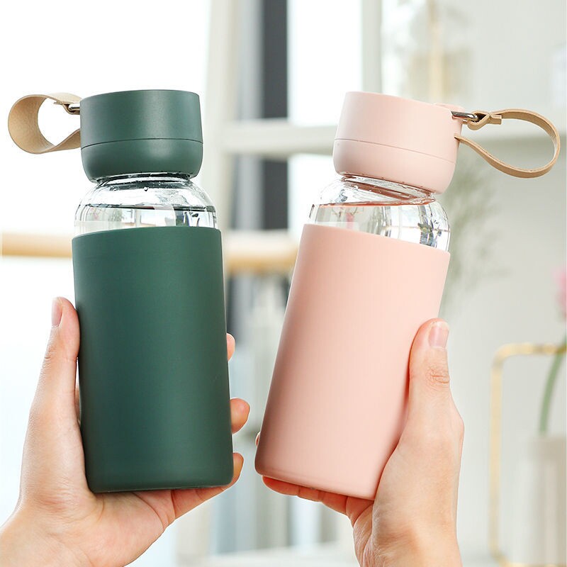 High face value glass water glass children ins wind 2022 new wave minimalist about portable anti-fall water bottle with cup sleeve summer