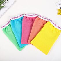 The old soup single layer of bath towels vigorously rubbing the mud and the lady doesnt hurt the bath towels glove rubbing the deity home