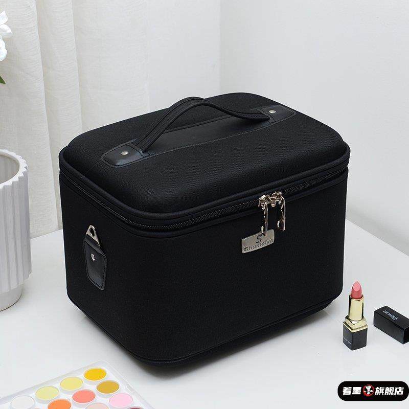 2025 New Waterproof Nylon Makeup Case, Portable Professional Makeup Artist Large-Capacity Storage Bag, Hand-Held, Customizable with Logo