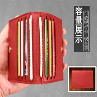 【Нажатие пряжки】 Положение карты Red-8 может быть помещено на водительские права