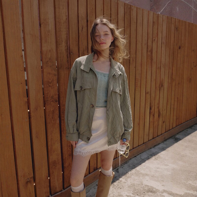 Aunp'Cool and Breathable' Early Autumn American Army Green Oversized Casual Stand Collar Sun Protection Jacket for Women, Thin