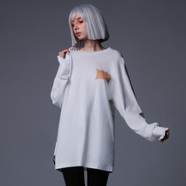 BF2022 autumn new maternity top white retro destruction cut round neck cotton sweater