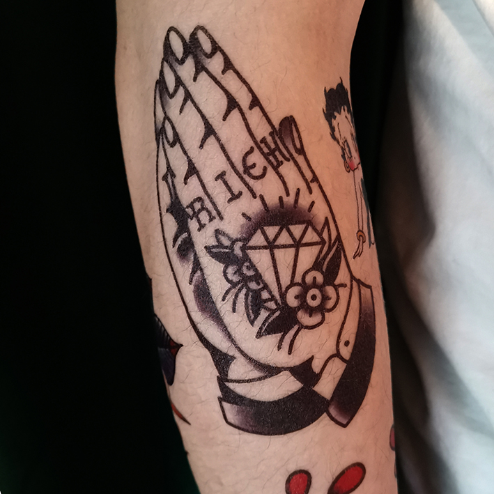 zingtattoto tattoo sticker prayed hand old school flower arm pattern ins wind waterproof female anti-sweat