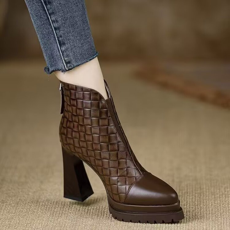 10cm Fashionable Pointed-Toe High-Heeled Waterproof Platform Short Boots for Women 2026 Autumn and Winter Fleece-Lined Thick-Heeled Martin Boots Thick-Soled Fashion Boots 10cm Fashionable Pointed-Toe High-Heeled Waterproof Platform Short Boots for Women 2026 Autumn and Winter Fleece-Lined Thick-Heeled Martin Boots Thick-Soled Fashion Boots