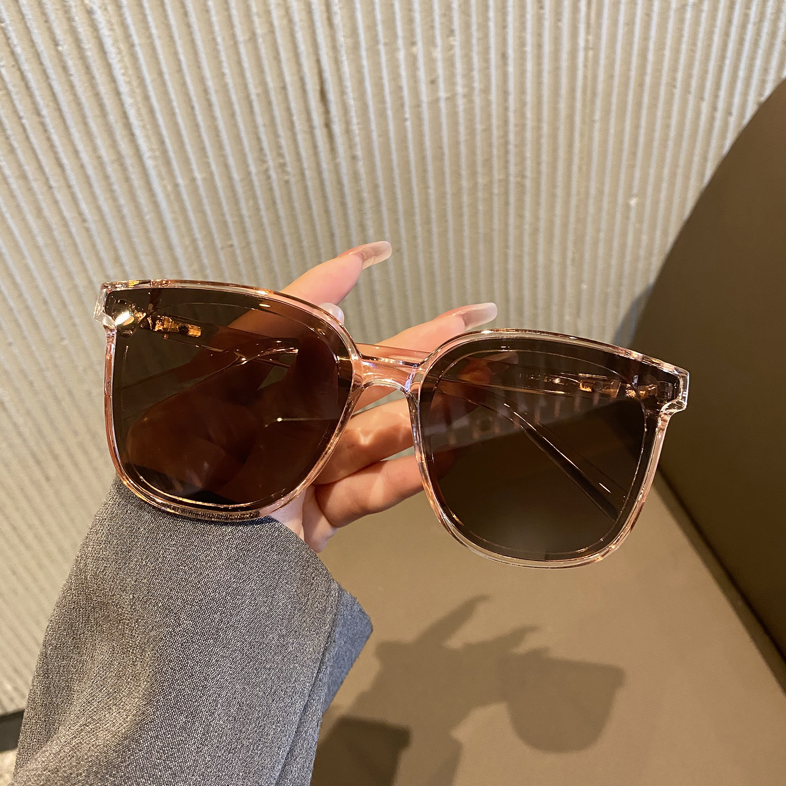 Korean version of trendy net red ins2021 new sunglasses round retro sunglasses small face models photo glasses female decoration