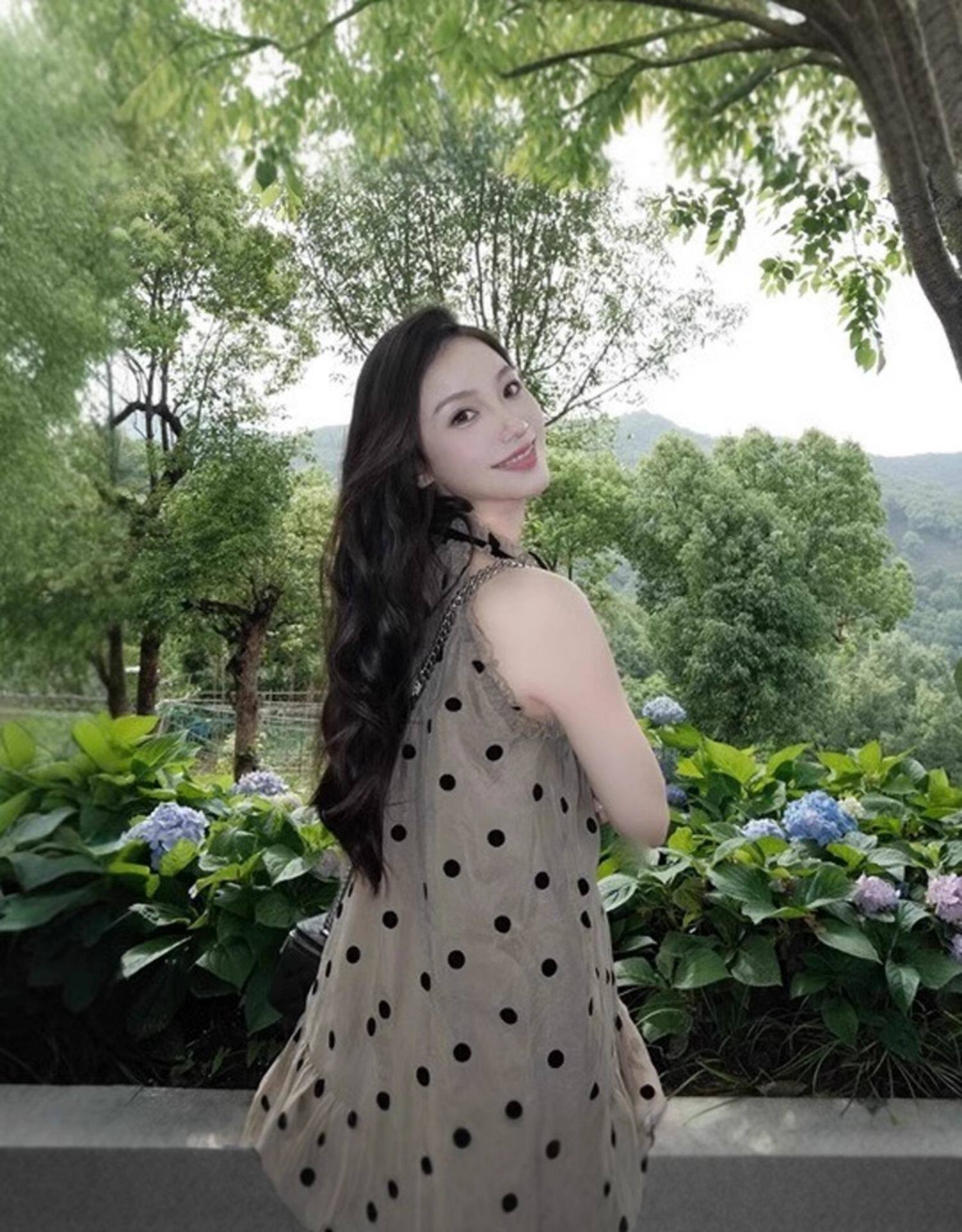 孕妇夏季连衣裙女2026新款时尚法式波点裙夏装小个子潮妈宽松裙子 — 7