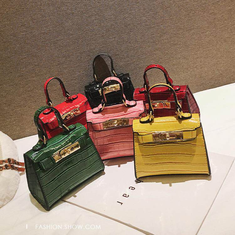 Bag Obliquely carry-on Kylie bag Little Mini new 100 Lap Satchel Fashion Bag Single Shoulder small crowdwomen Wave Senior Ripple