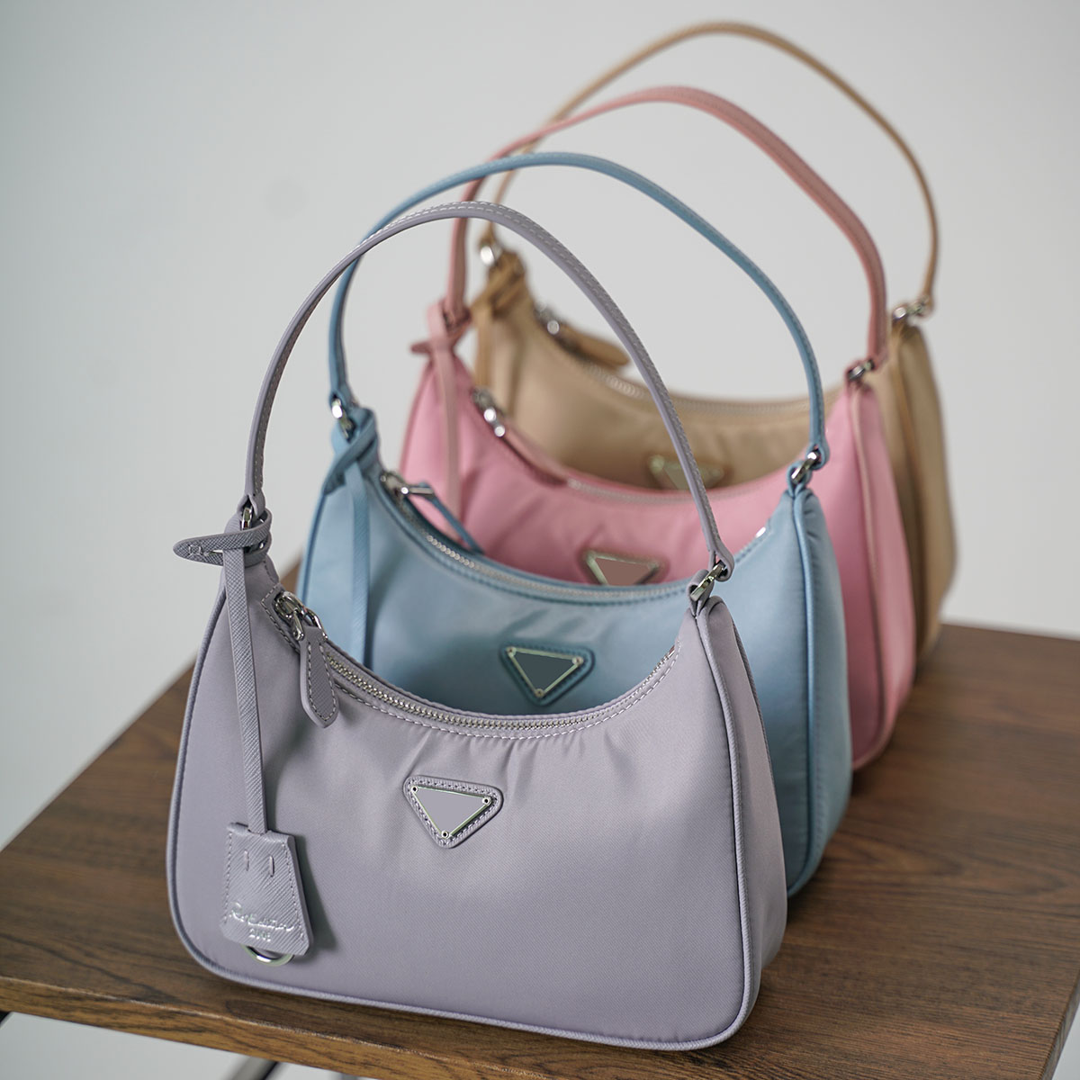 Nylon hobo armpit bag medieval French stick bag casual catwalk hand bag Kendou same shoulder bag P1NE204