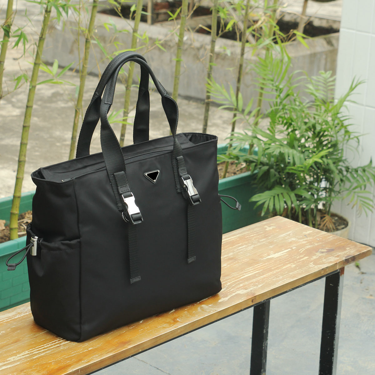 Nylon large-capacity storage shopping bag travel bag men's business trip briefcase nylon patch sports style handbag