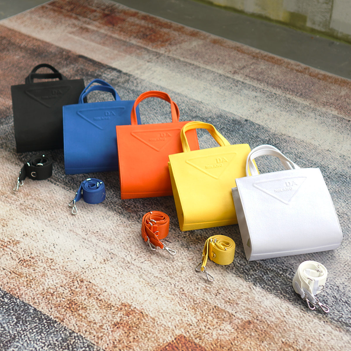 The new one-shoulder diagonal tote bag parachute shopping bag fashion all-match canvas tote handbag 1BG382