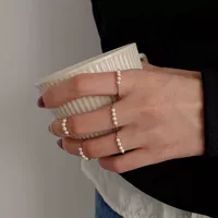 Набор серебряных колец из бусин-ракушек