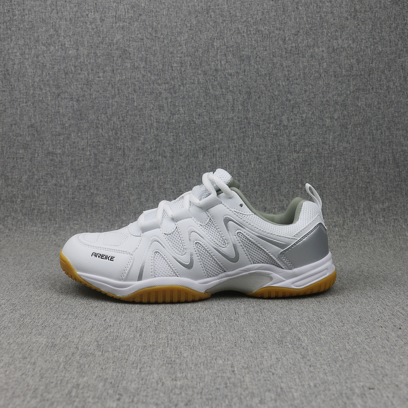 2026 Spring and Autumn New Model Men's and Women's Basic Badminton Shoes Non-Slip Wear-Resistant Lightweight White Training Shoes for Women 2026 Spring and Autumn New Model Men's and Women's Basic Badminton Shoes Non-Slip Wear-Resistant Lightweight White Training Shoes for Women