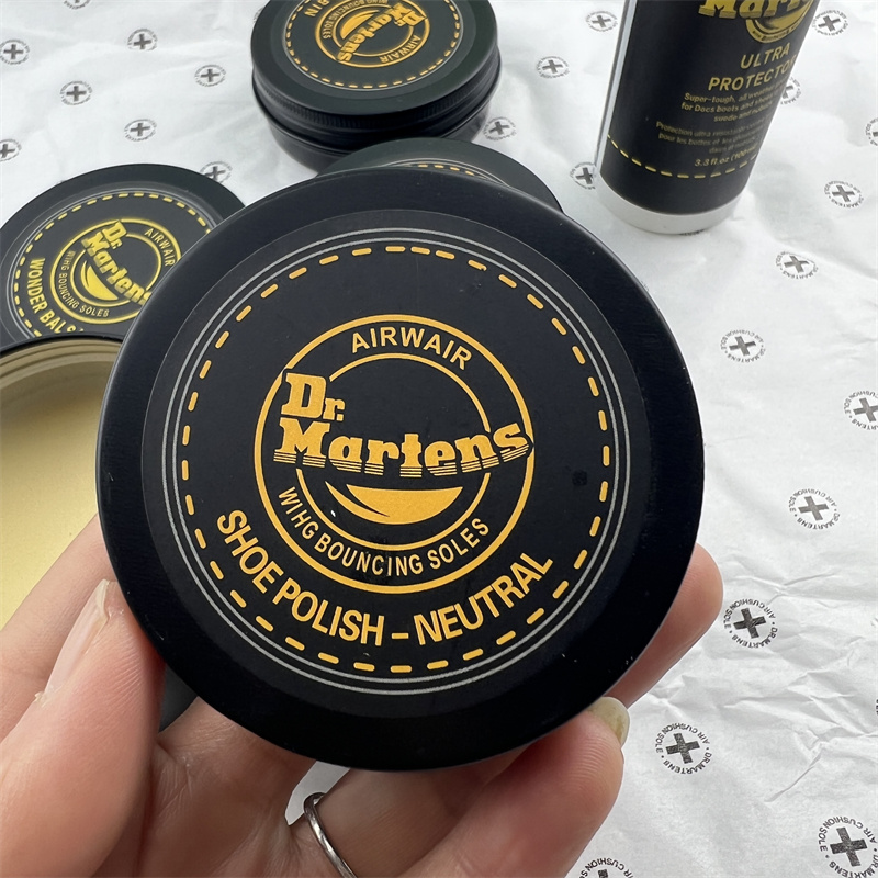 Dr. Martens马丁靴怎么保养？皮鞋护理套装全攻略