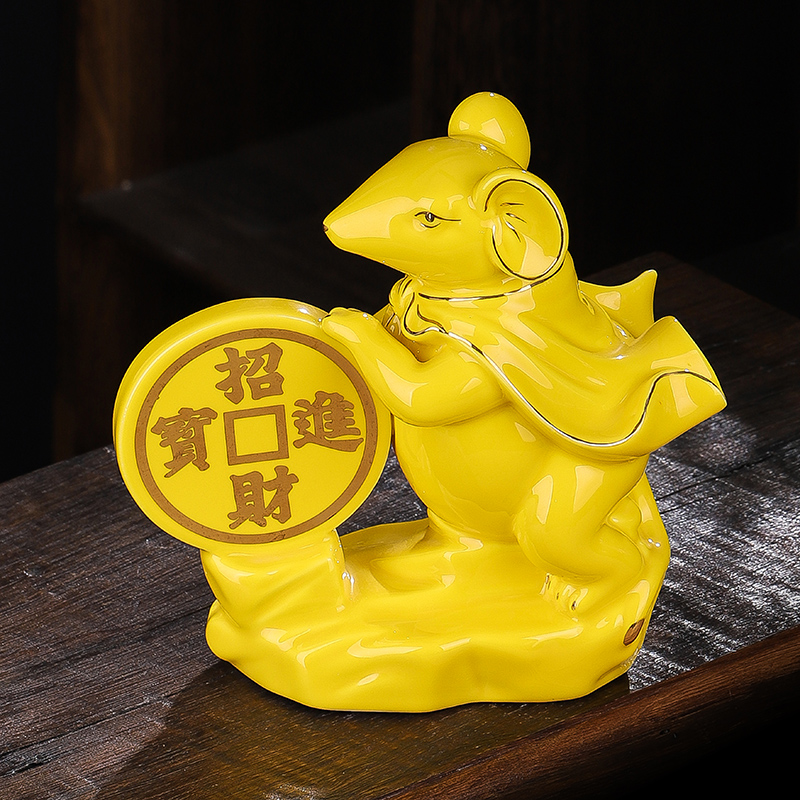 珊瑚　鼠　18金   吉祥物 珊瑚鼠18金 吉祥物