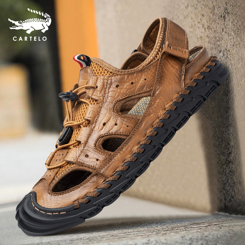 Crocodile Head Layer Cow Leather Handmade Sandals Men 2022 New summer Baotou Outer wear casual middle-aged Beach Shoe Men