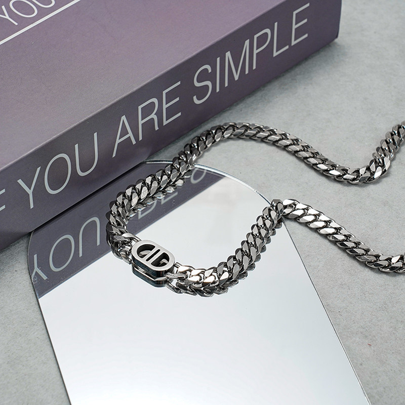 Cuban Necklace for Men, Trendy, High-End, Hip-Hop, Niche Design, Titanium Steel, Men's Trendy Brand, Versatile Sweatshirt Accessory