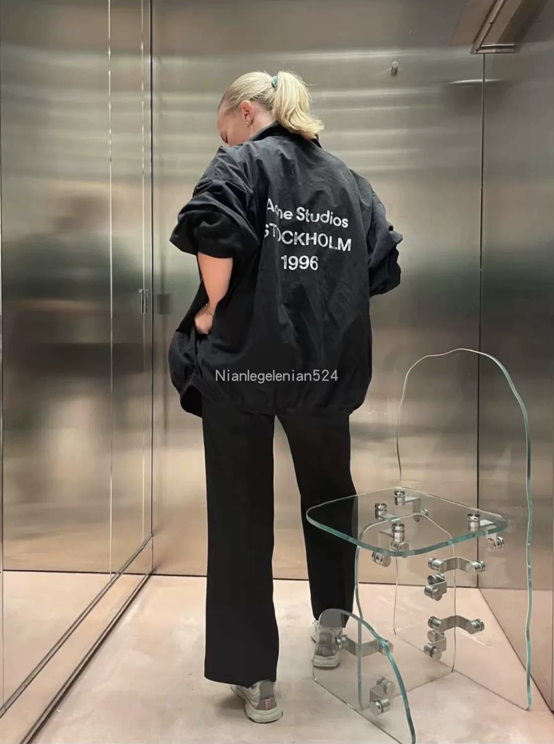 Пиджак Acne Studios весной с молнией, тренд сезона, оверсайз, крой